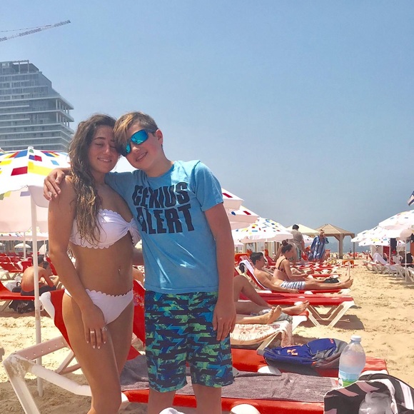 scallop edge bikini - Picture 5 of 8